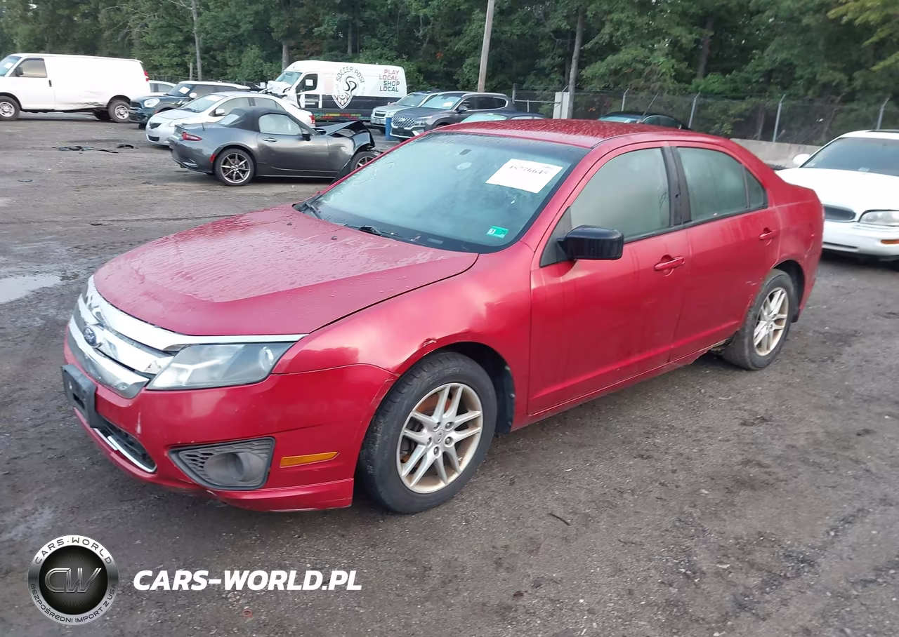 2012 Ford Fusion S VIN:3FAHP0GA7CR161047 - 2