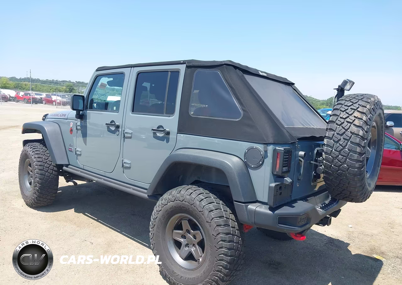 2013 Jeep Wrangler Unlimited Rubicon 10Th Anniversary VIN:1C4HJWFG6DL678988 - 3