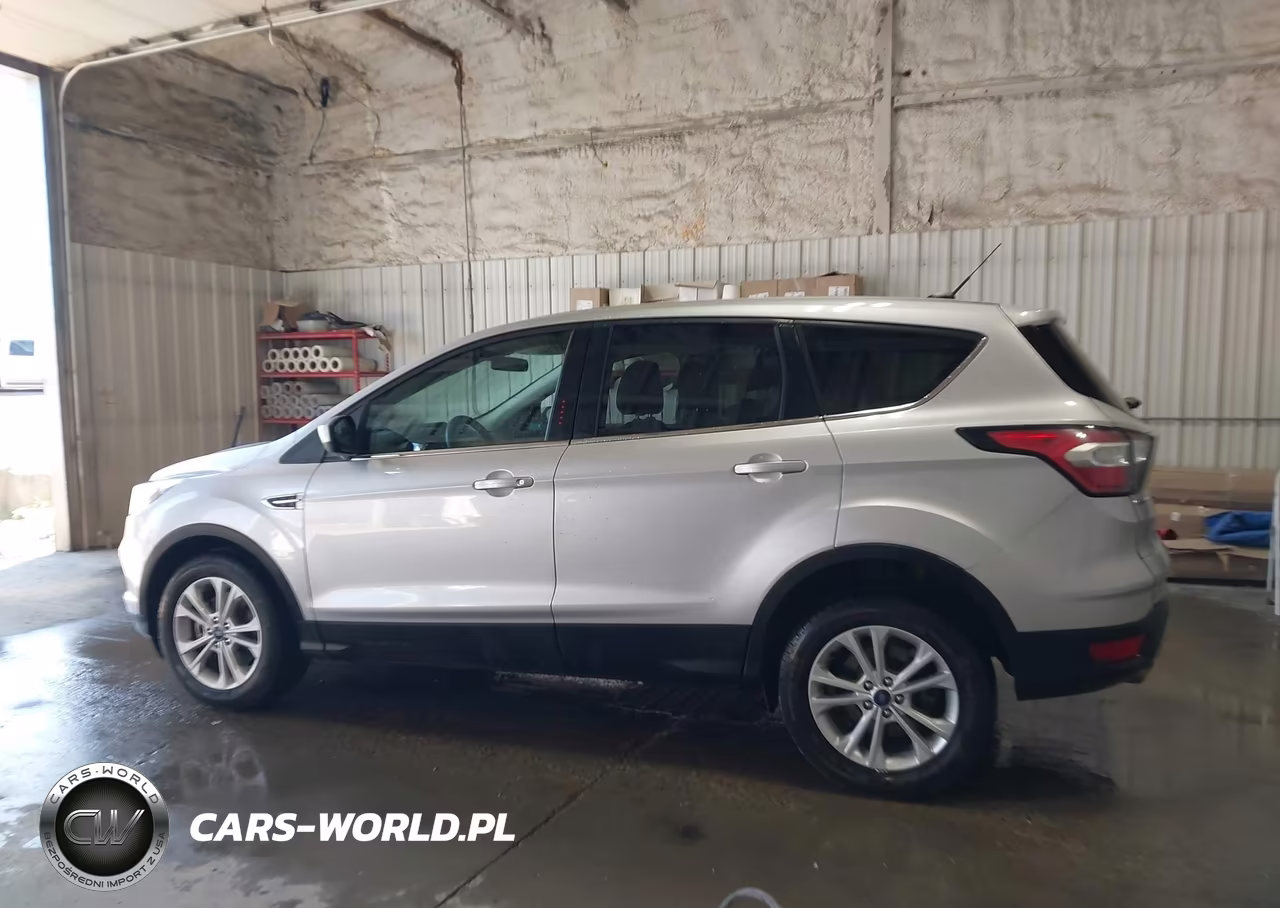 2017 Ford Escape Se VIN:1FMCU9GD6HUE50413 - 14