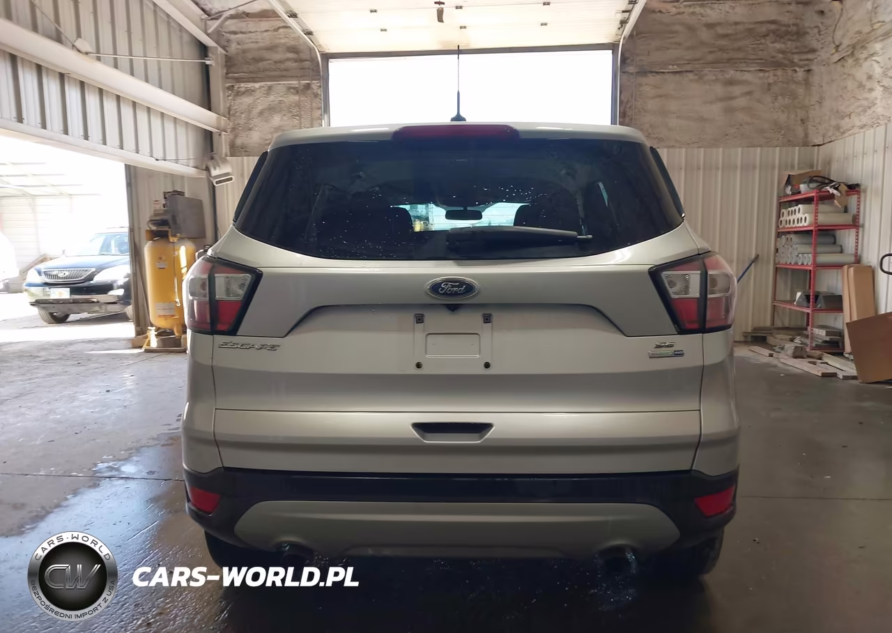 2017 Ford Escape Se VIN:1FMCU9GD6HUE50413 - 16