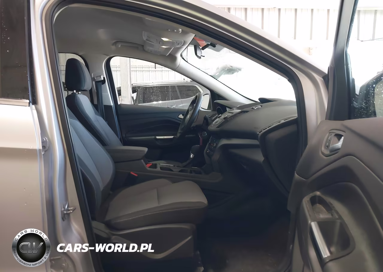 2017 Ford Escape Se VIN:1FMCU9GD6HUE50413 - 5