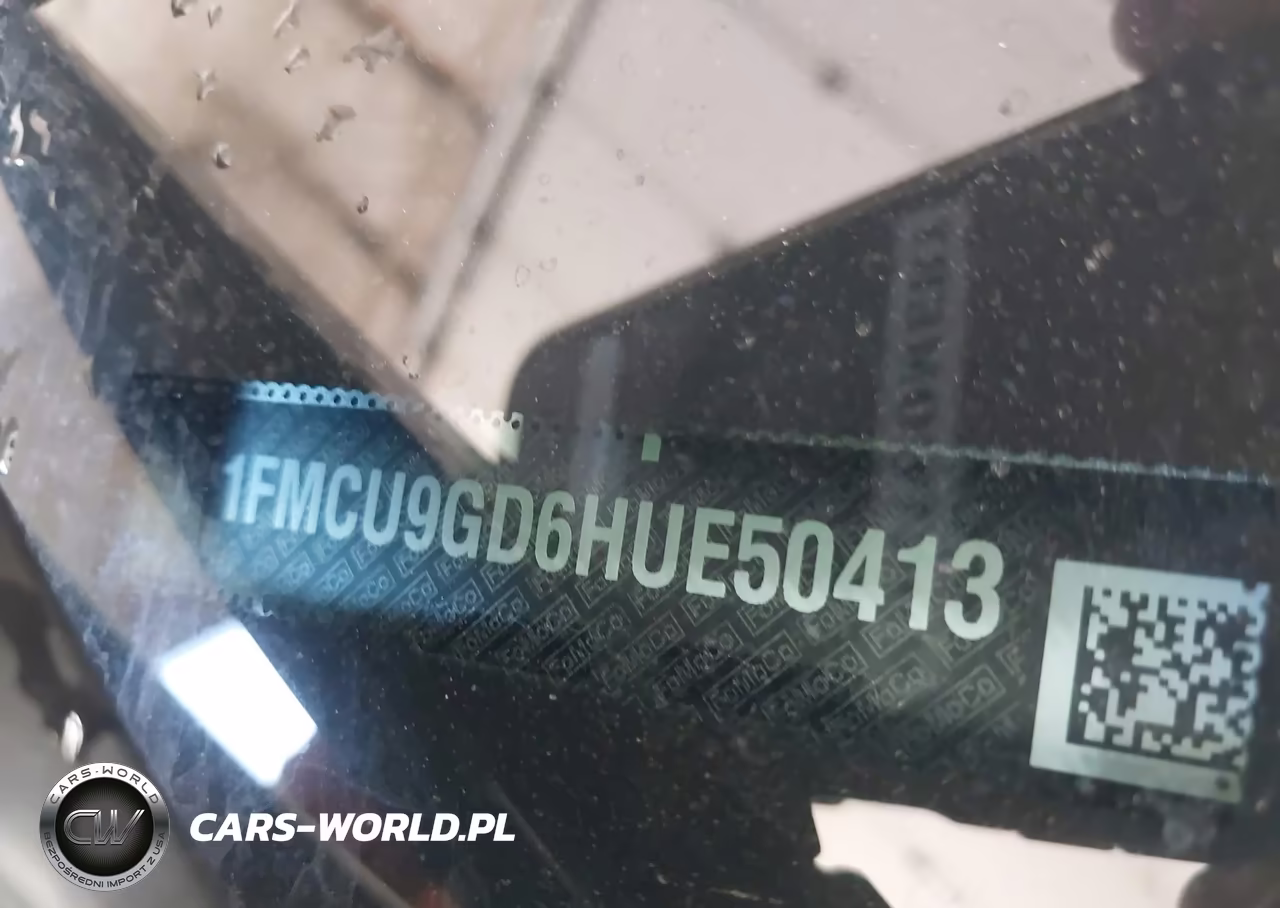 2017 Ford Escape Se VIN:1FMCU9GD6HUE50413 - 9