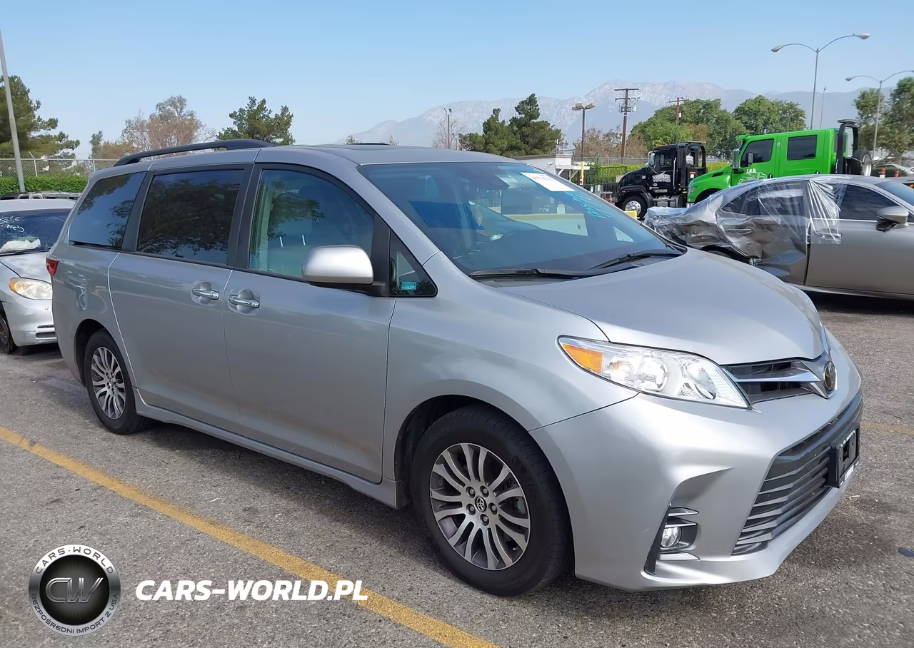 2018 Toyota Sienna Xle 7 Passenger
