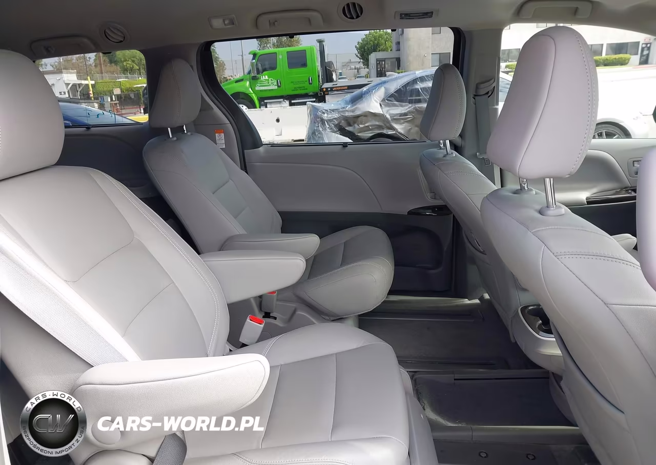 2018 Toyota Sienna Xle 7 Passenger VIN:5TDYZ3DC3JS932612 - 8