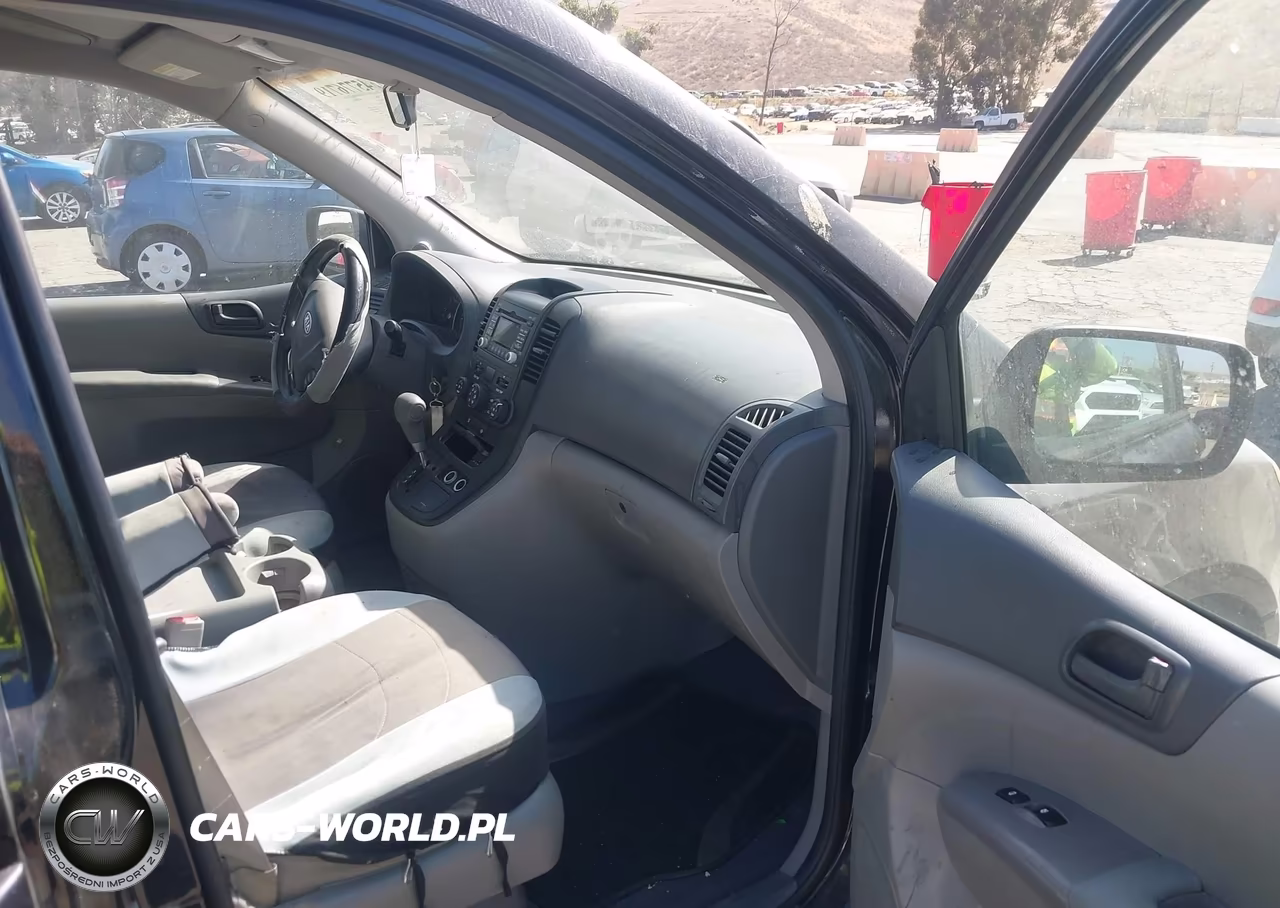 2010 Kia Sedona Lx VIN:KNDMG4C32A6326620 - 5