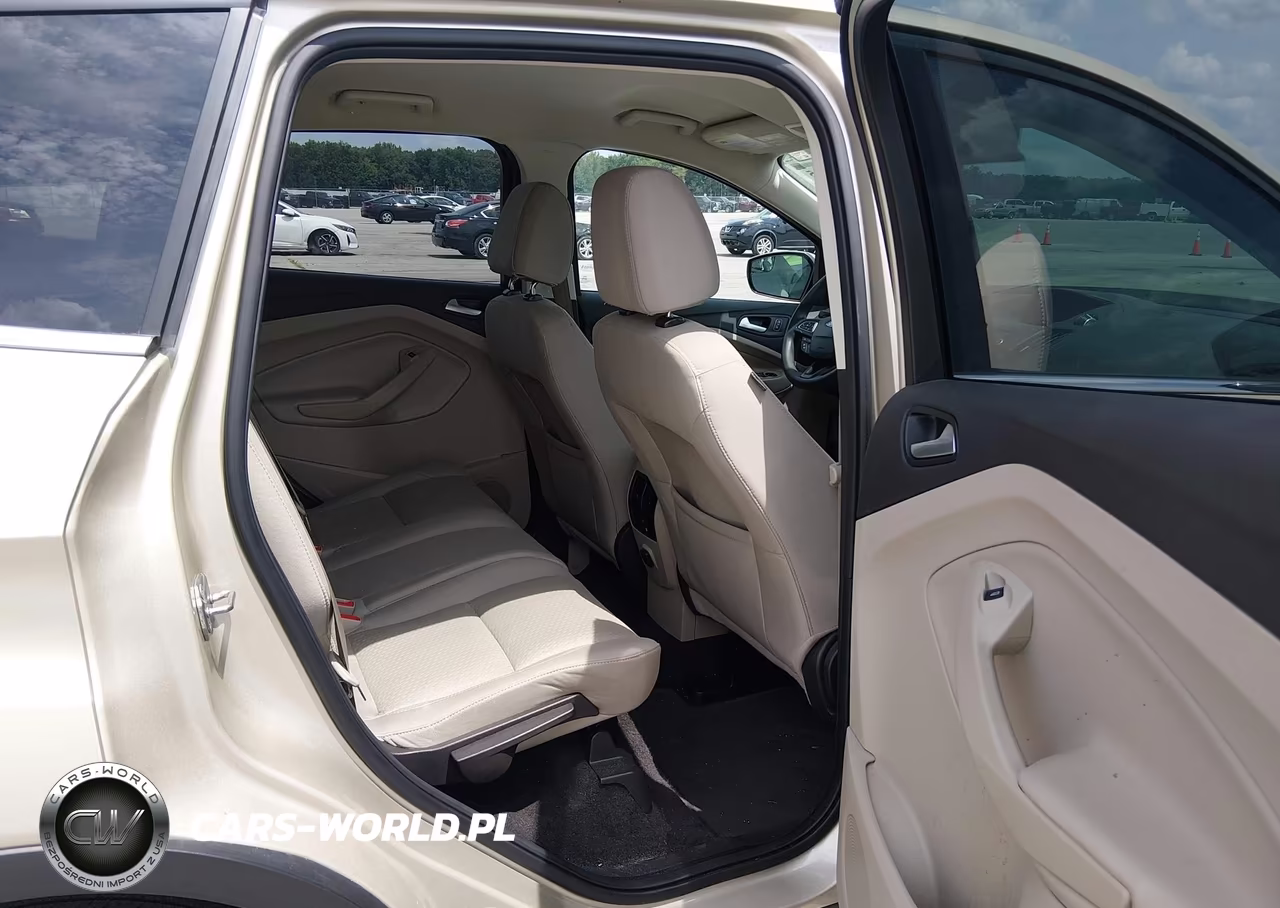 2017 Ford Escape Se VIN:1FMCU0GDXHUE57196 - 8