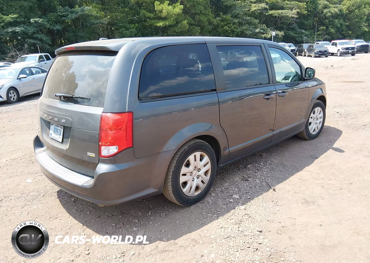 2018 Dodge Grand Caravan Se VIN:2C4RDGBGXJR323994 - 4