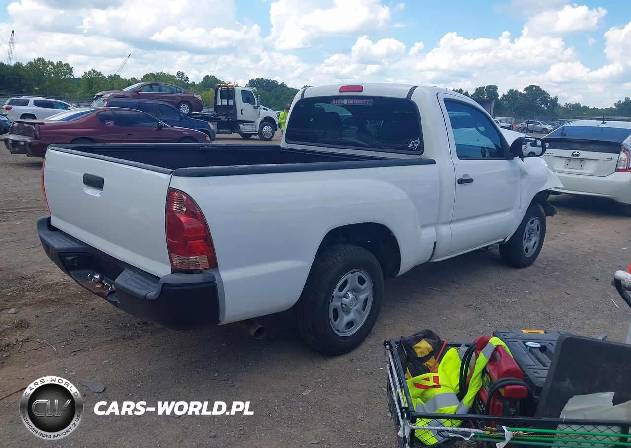 2013 Toyota Tacoma VIN:5TFNX4CNXDX024447 - 4