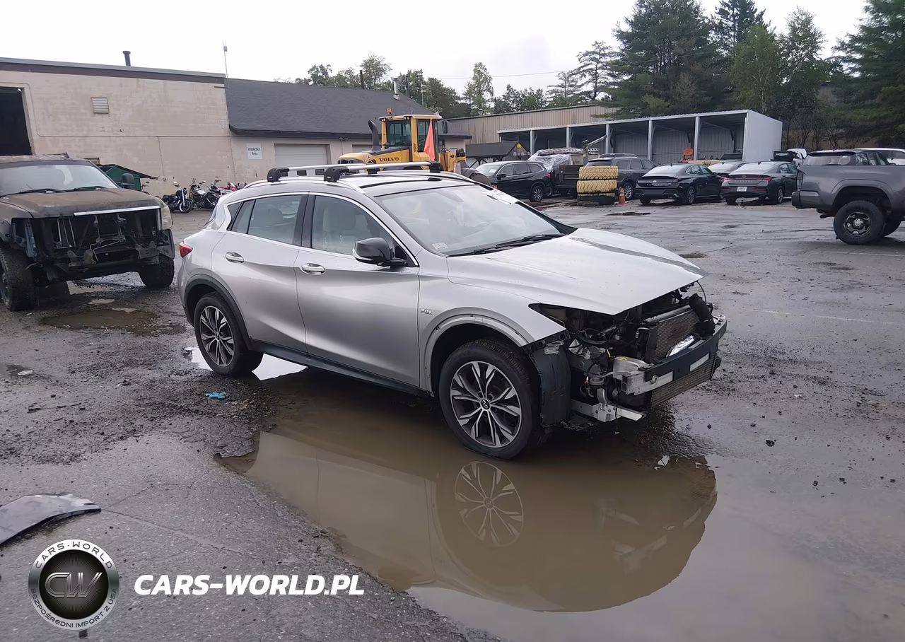 2018 Infiniti Qx30 Premium VIN:SJKCH5CR4JA044900 - 1