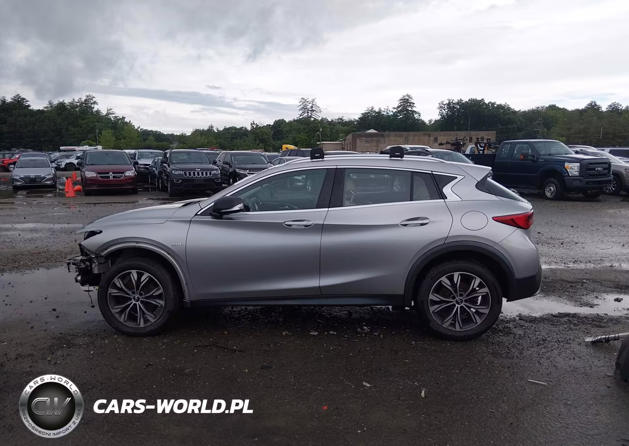 2018 Infiniti Qx30 Premium VIN:SJKCH5CR4JA044900 - 15