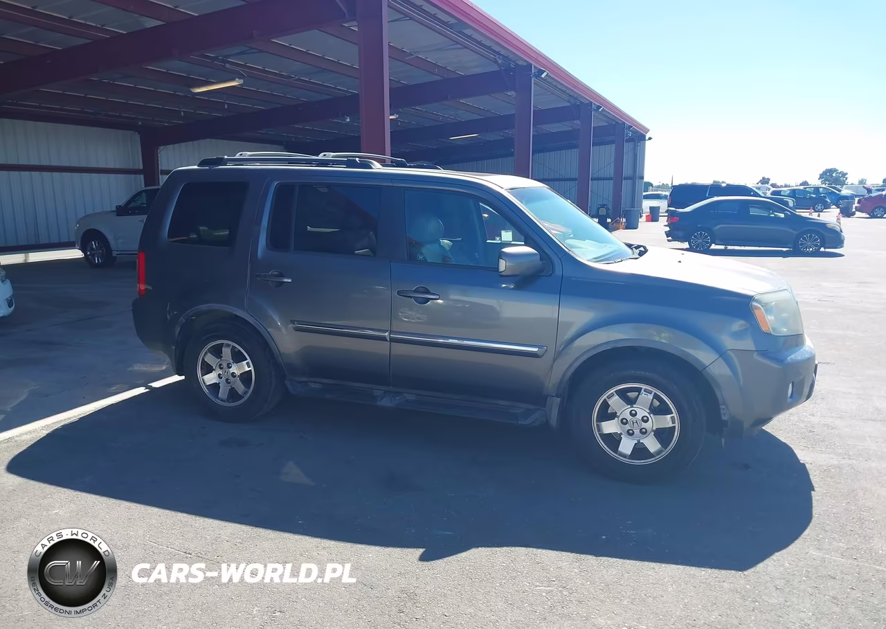 2011 Honda Pilot Touring VIN:5FNYF3H99BB015123 - 13