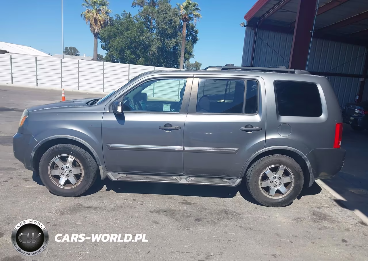 2011 Honda Pilot Touring VIN:5FNYF3H99BB015123 - 14