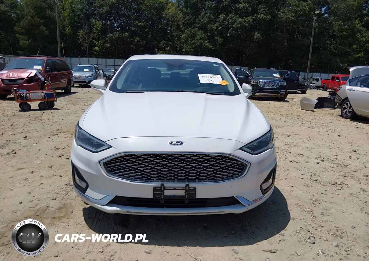 2019 Ford Fusion Hybrid Titanium VIN:3FA6P0RU8KR105583 - 12