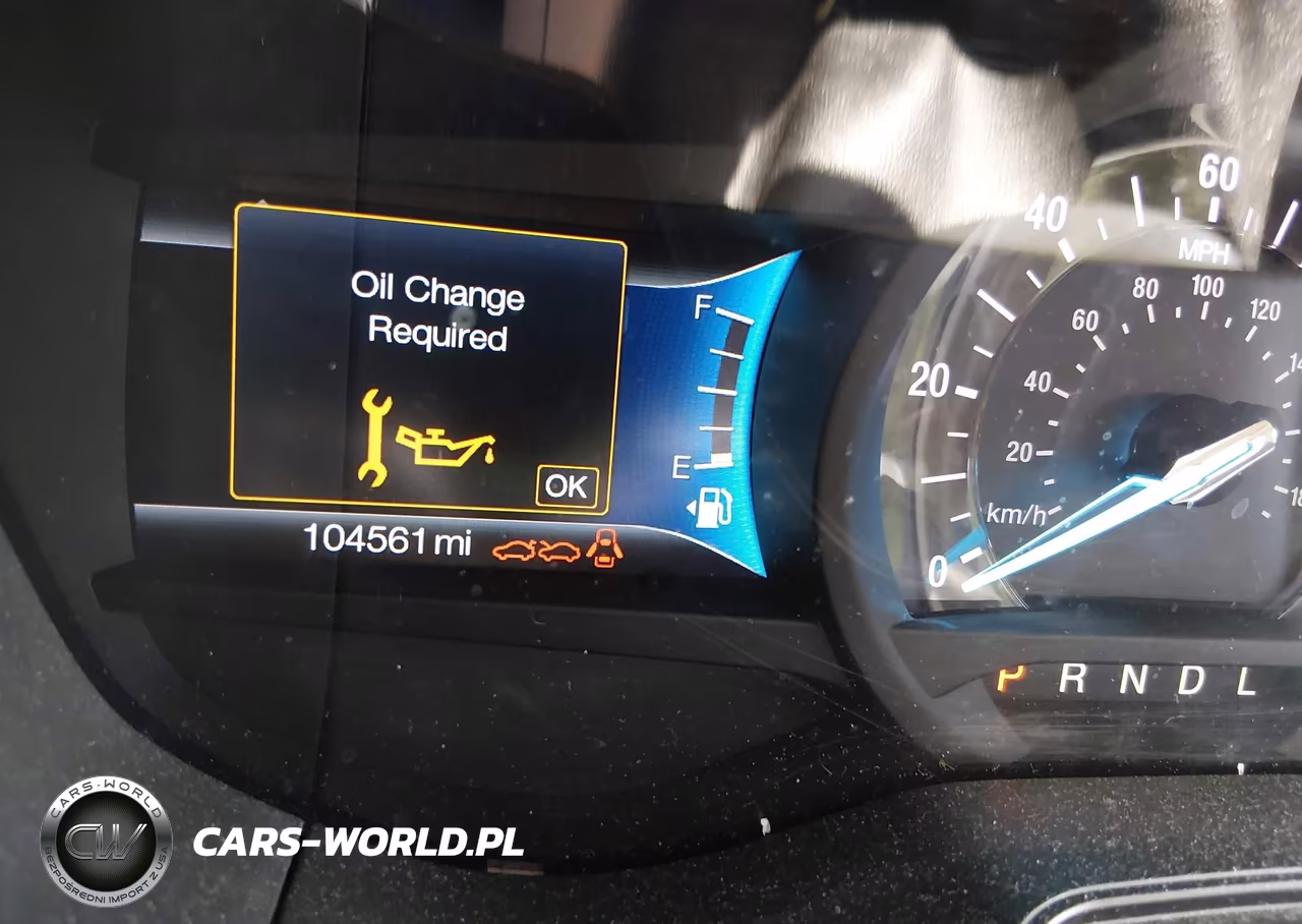 2019 Ford Fusion Hybrid Titanium VIN:3FA6P0RU8KR105583 - 15