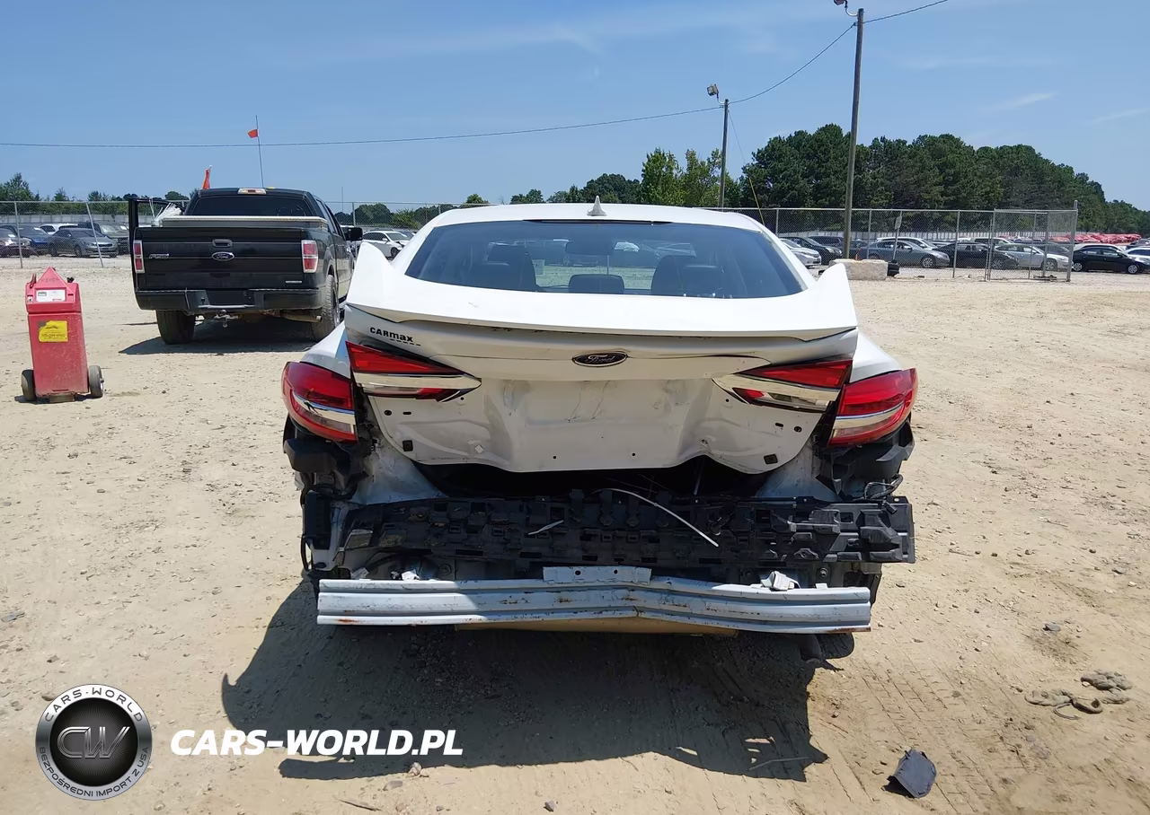 2019 Ford Fusion Hybrid Titanium VIN:3FA6P0RU8KR105583 - 16