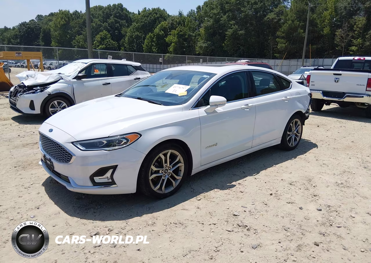 2019 Ford Fusion Hybrid Titanium VIN:3FA6P0RU8KR105583 - 2