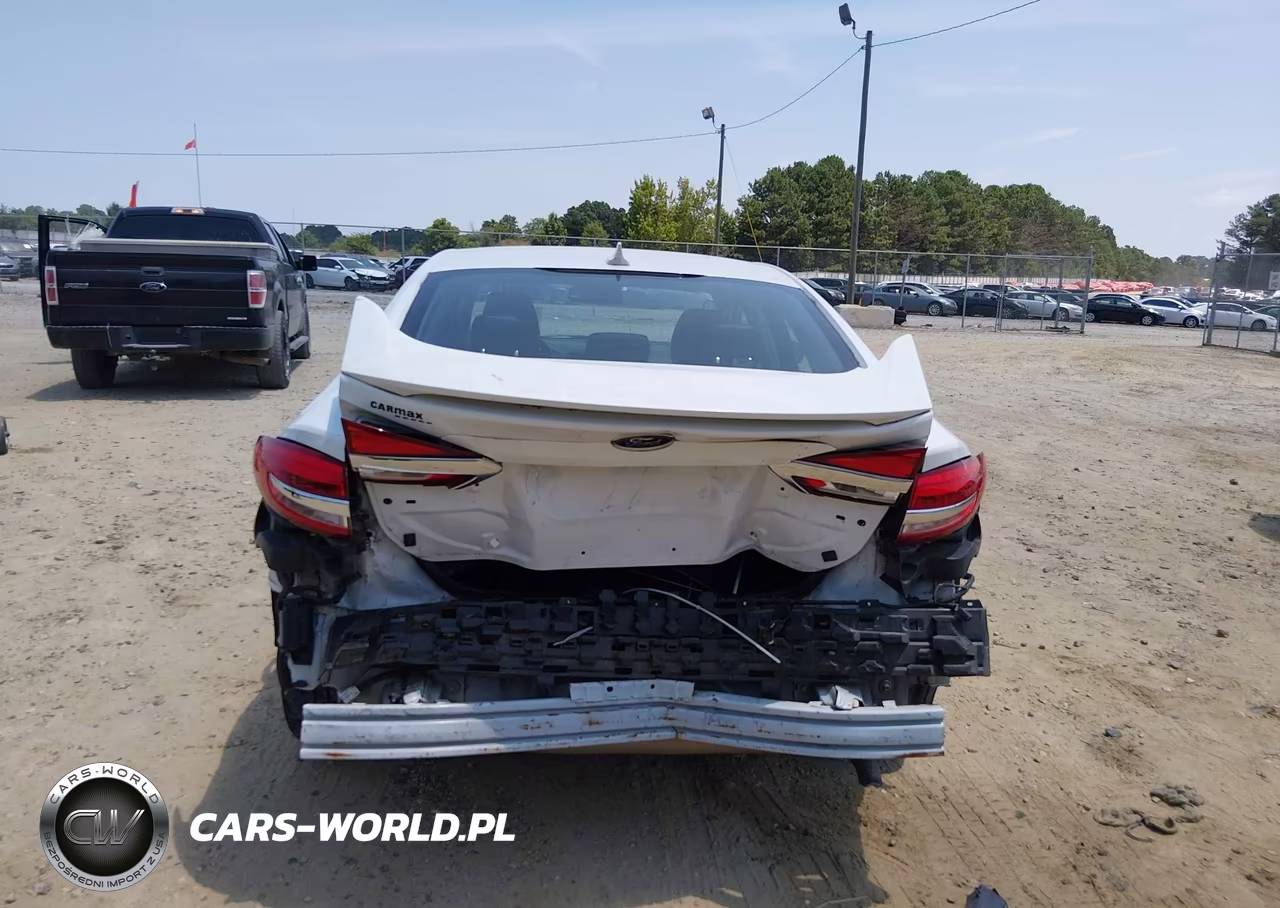 2019 Ford Fusion Hybrid Titanium VIN:3FA6P0RU8KR105583 - 6