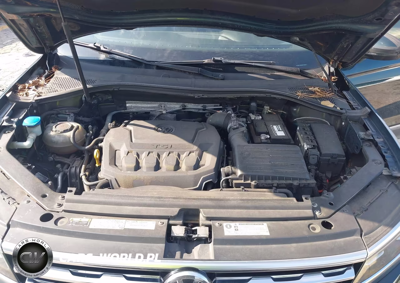 2018 Volkswagen Tiguan 2.0T Sel Premium VIN:3VV4B7AX8JM199895 - 10