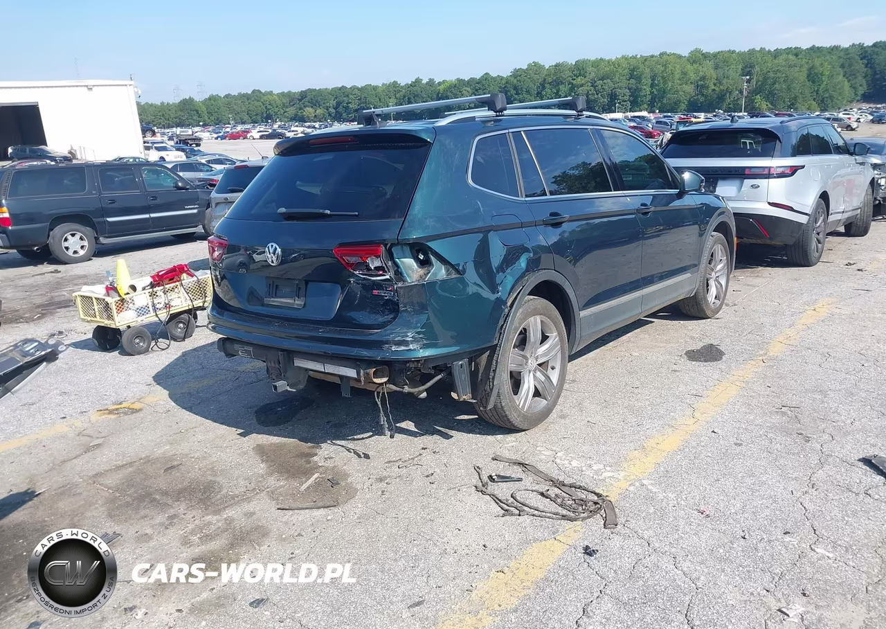 2018 Volkswagen Tiguan 2.0T Sel Premium VIN:3VV4B7AX8JM199895 - 4