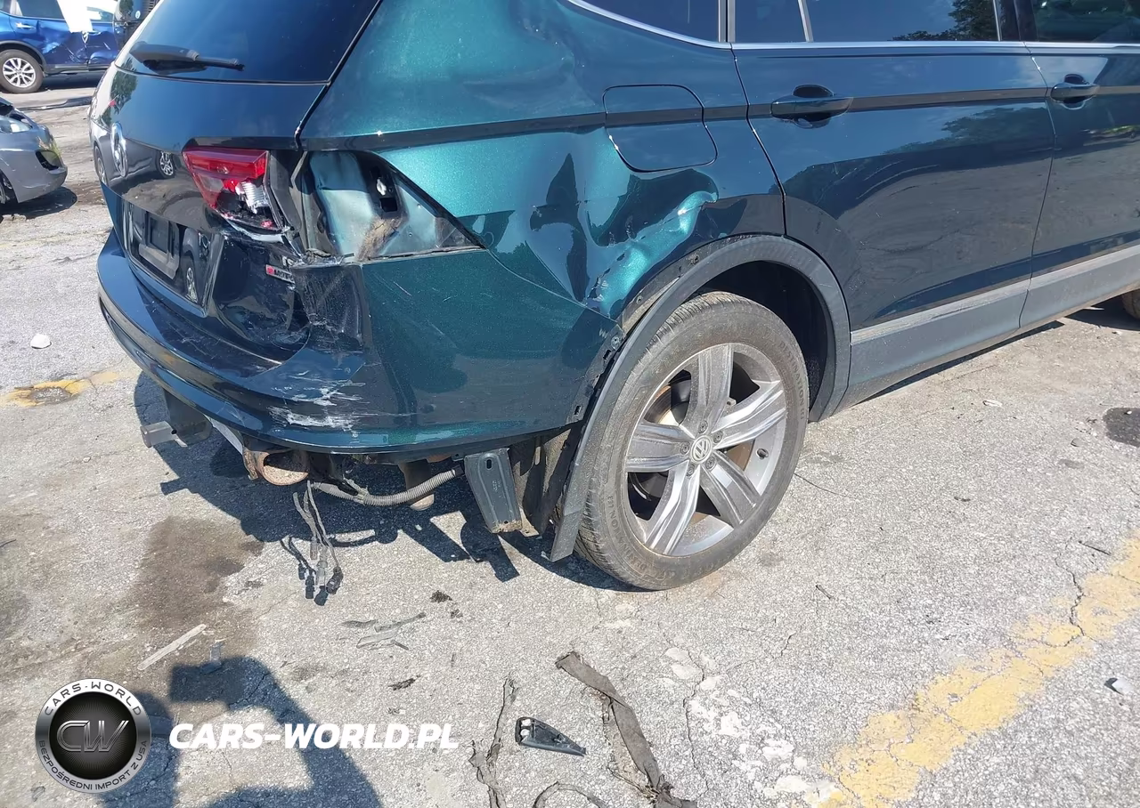 2018 Volkswagen Tiguan 2.0T Sel Premium VIN:3VV4B7AX8JM199895 - 6