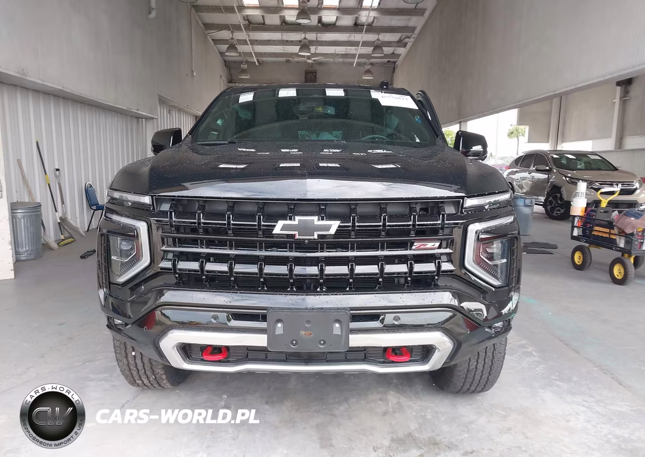 2025 Chevrolet Suburban 4Wd Z71 VIN:1GNS6DRD2SR282068 - 13