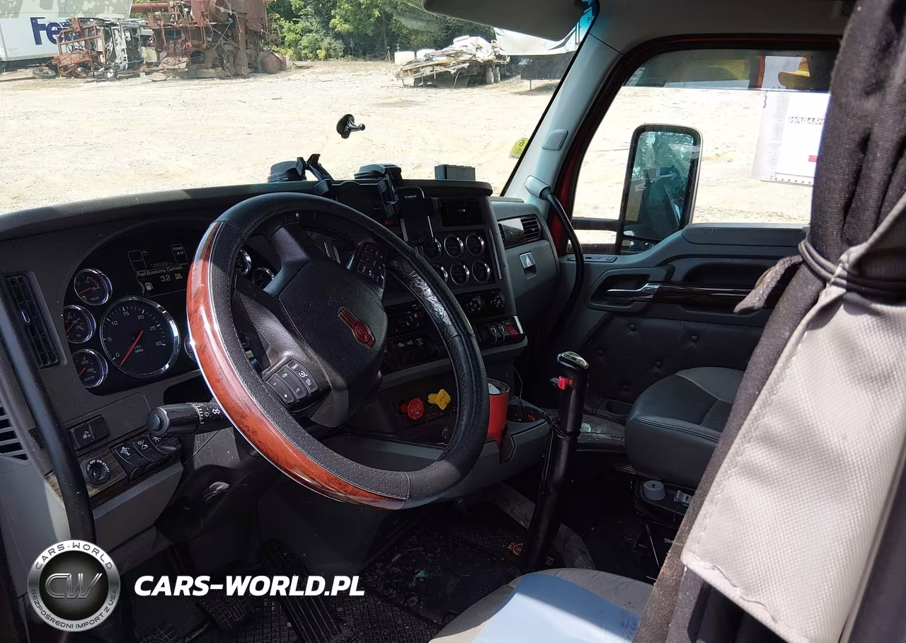 2018 Kenworth T680 VIN:1XKYD49X1JJ197680 - 7