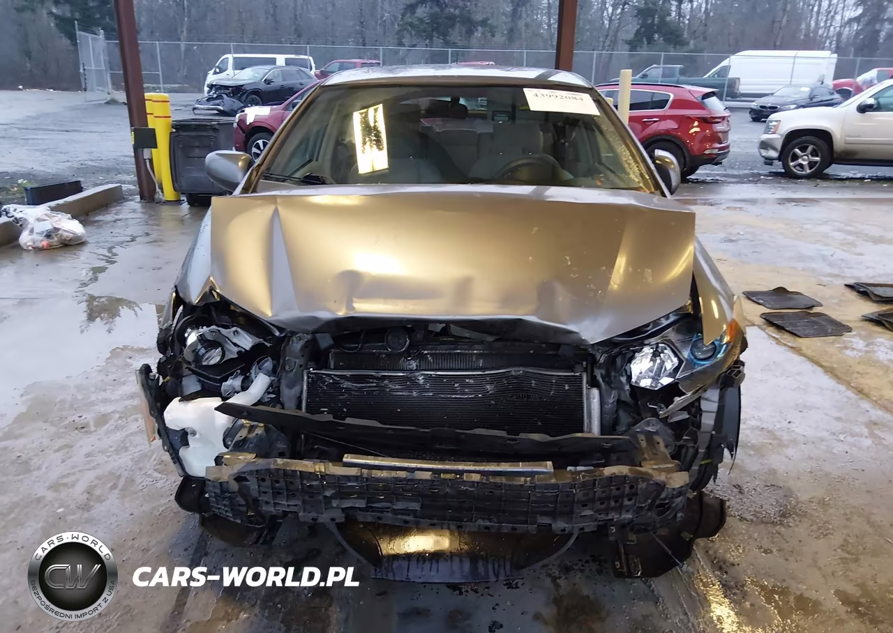 2011 Honda Insight VIN:JHMZE2H32BS001076 - 13