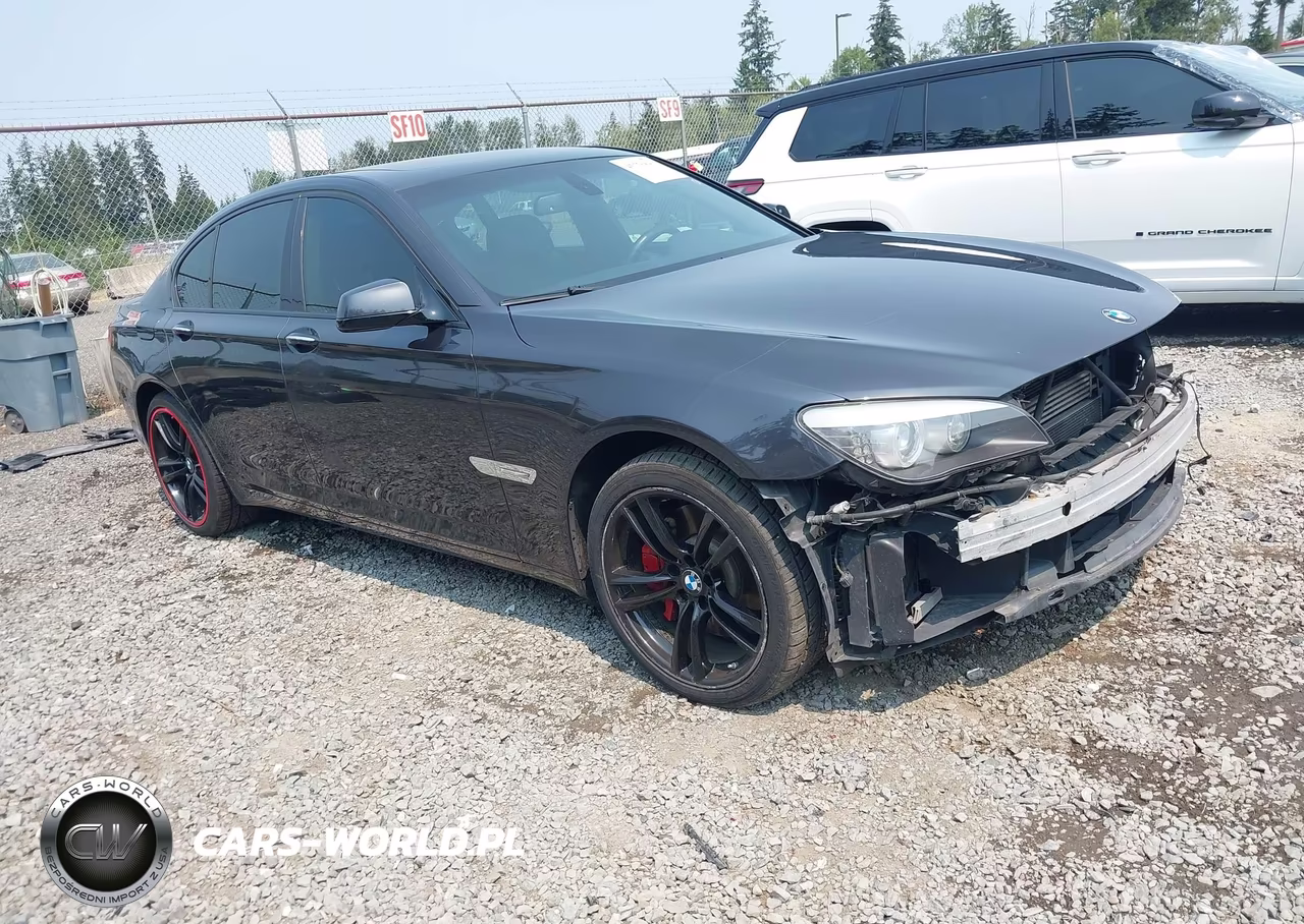 2012 BMW 750I