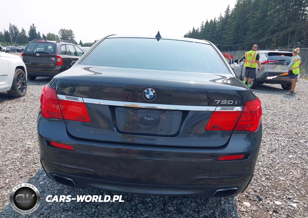 2012 BMW 750I VIN:WBAKA8C56CDX01180 - 17
