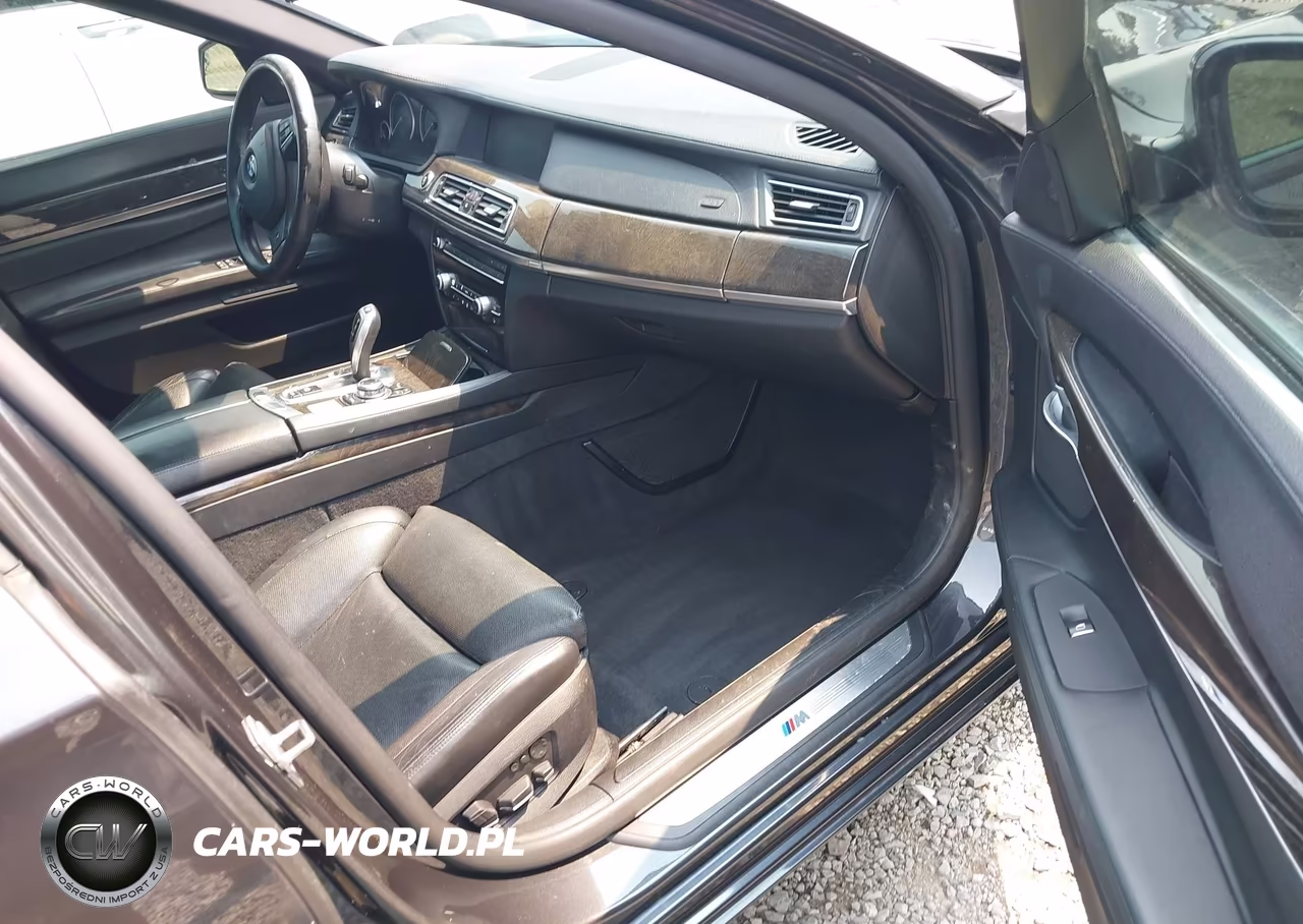 2012 BMW 750I VIN:WBAKA8C56CDX01180 - 18