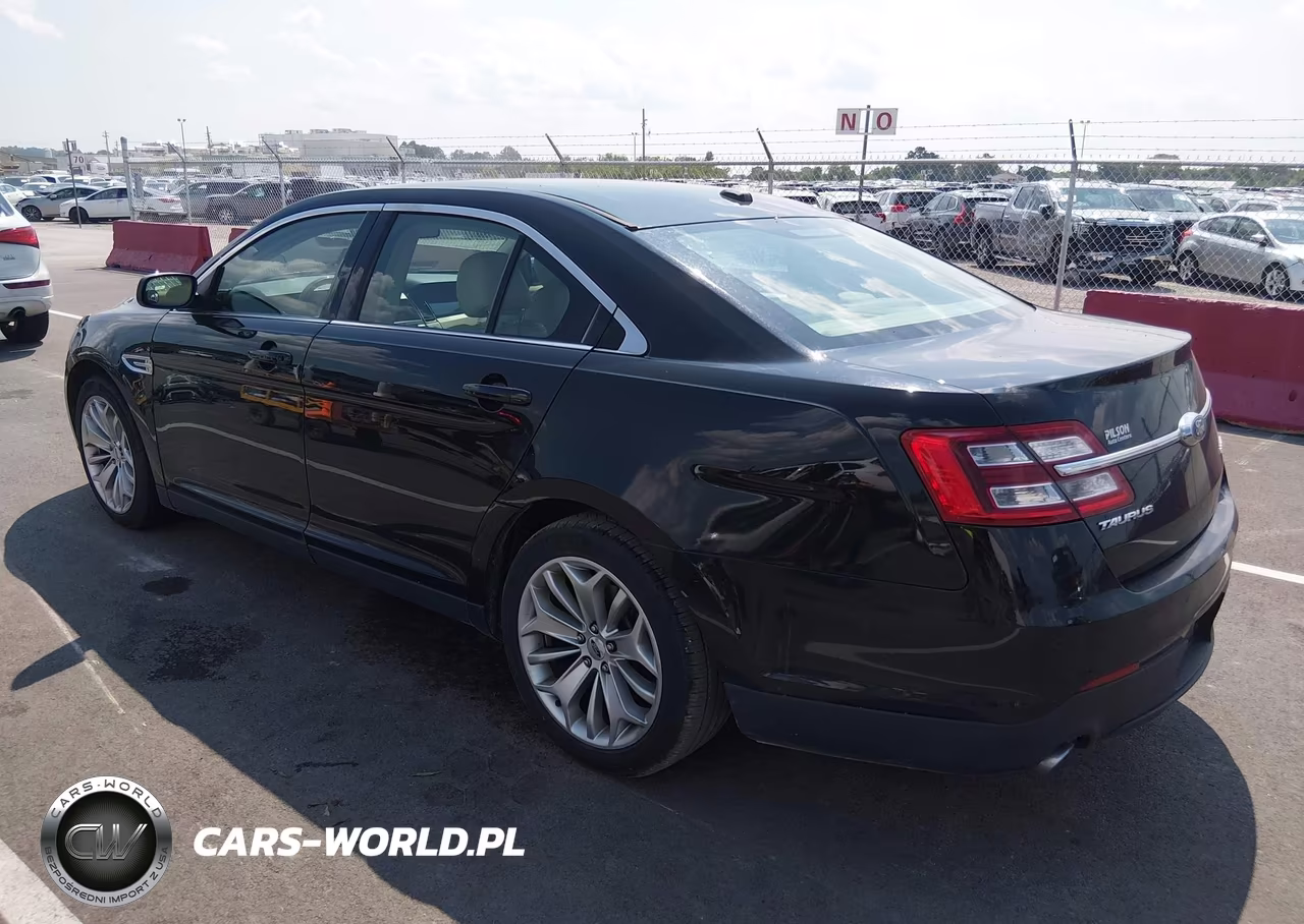 2017 Ford Taurus Limited VIN:1FAHP2F86HG117713 - 3