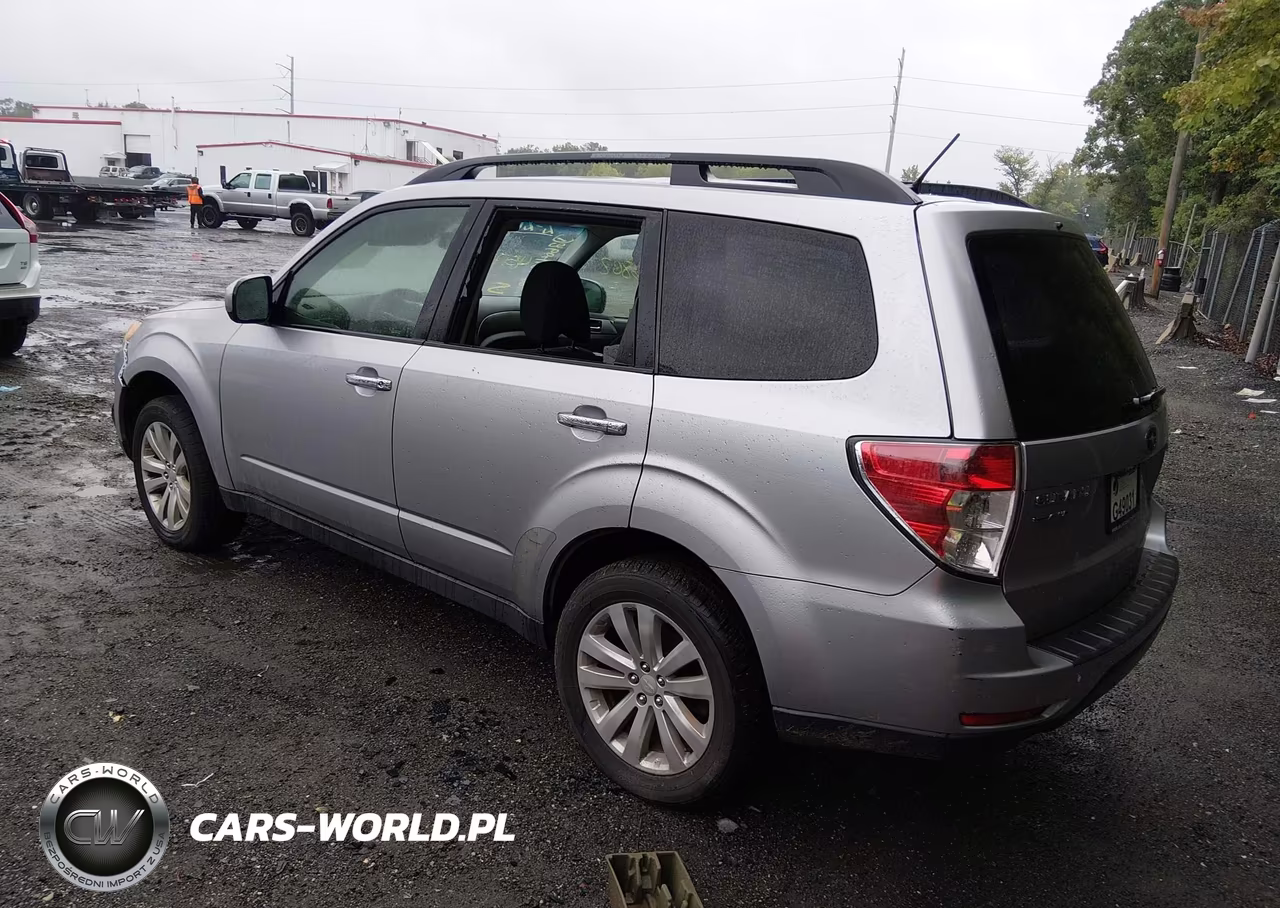 2012 Subaru Forester 2.5X Premium VIN:JF2SHADC6CH463506 - 3
