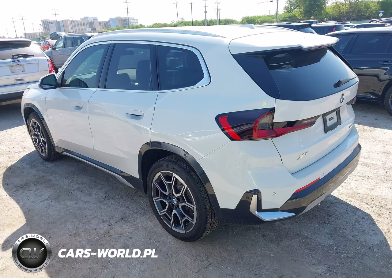 2026 BMW X1 xDrive28I VIN:WBX73EF09T5502073 - 3