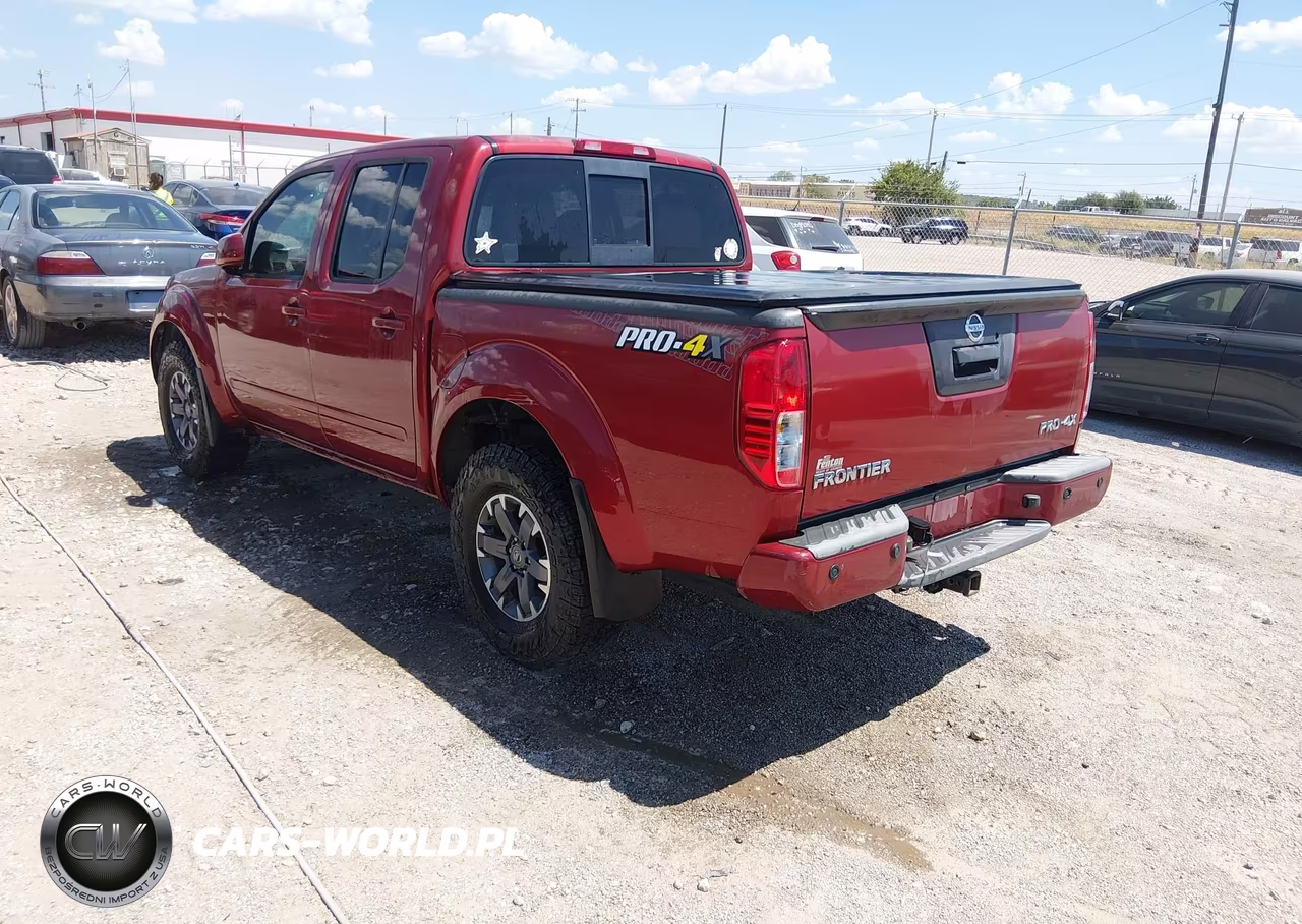 2017 Nissan Frontier Pro-4X VIN:1N6AD0EVXHN745928 - 3