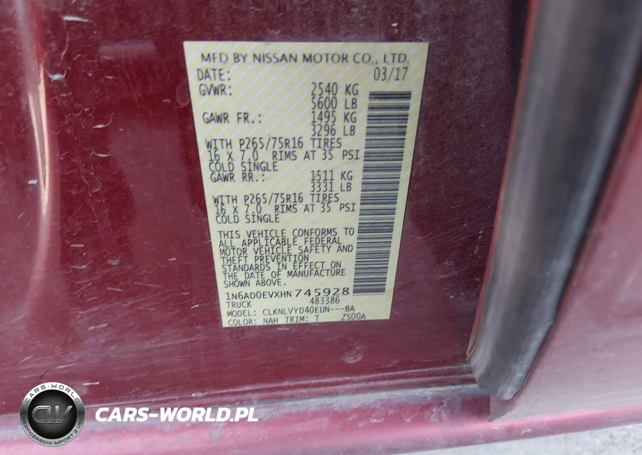 2017 Nissan Frontier Pro-4X VIN:1N6AD0EVXHN745928 - 9