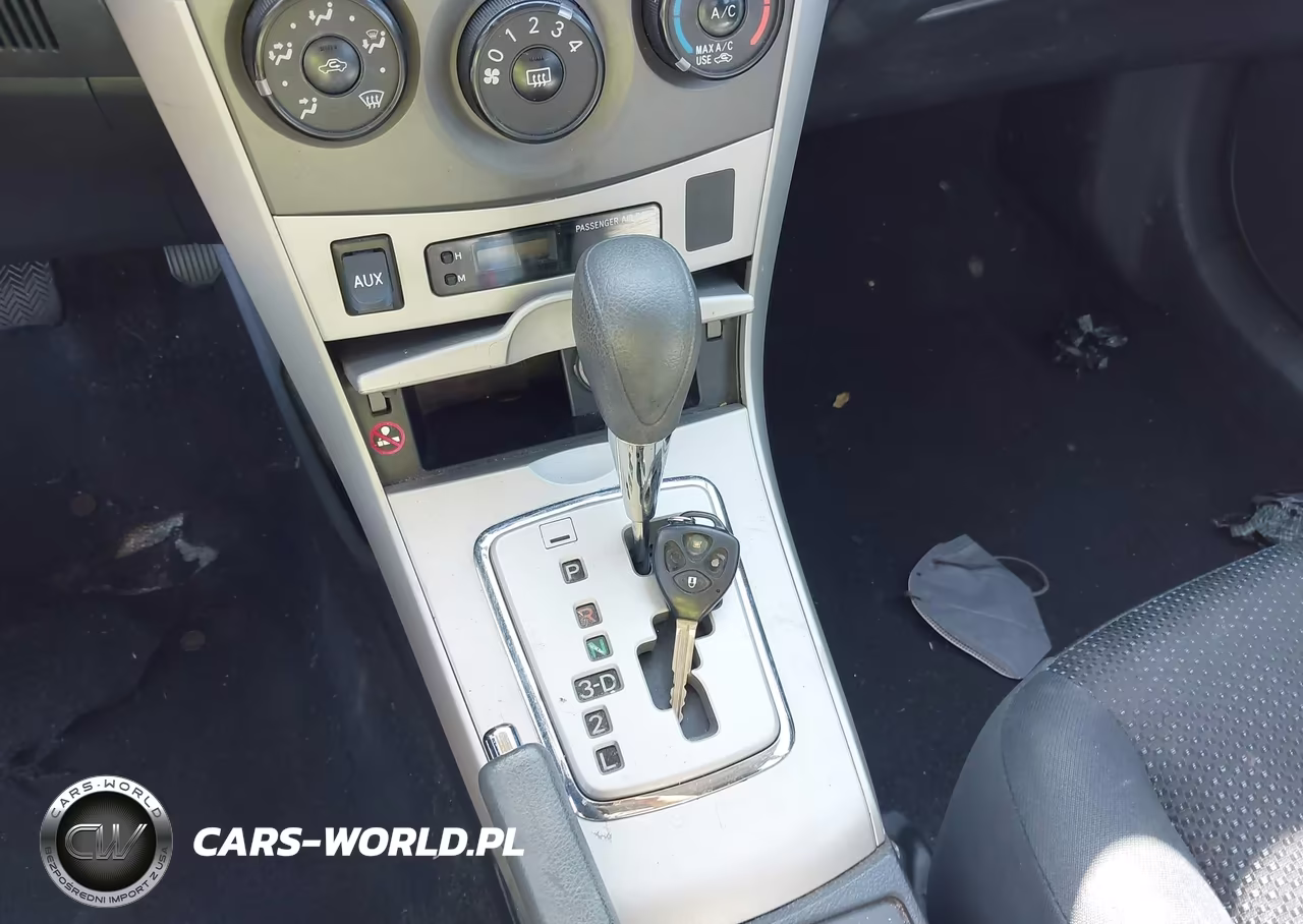 2010 Toyota Corolla S VIN:2T1BU4EE8AC516798 - 11