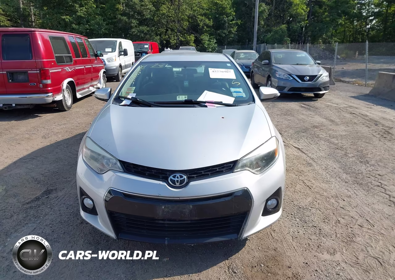 2015 Toyota Corolla S Plus VIN:2T1BURHE1FC300632 - 11