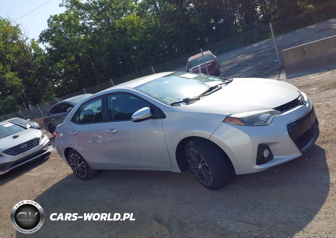 2015 Toyota Corolla S Plus VIN:2T1BURHE1FC300632 - 12