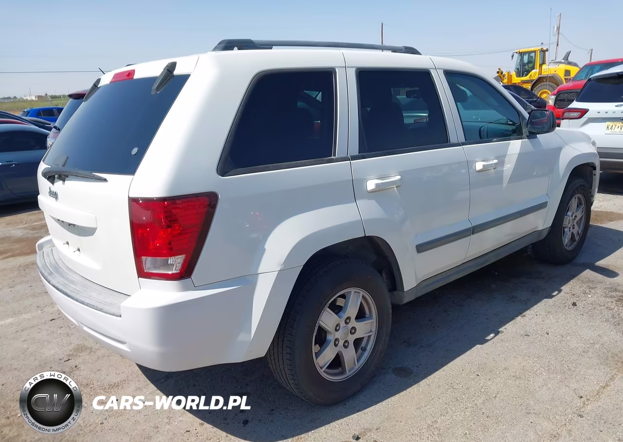2007 Jeep Grand Cherokee Laredo VIN:1J8GS48K47C516031 - 4