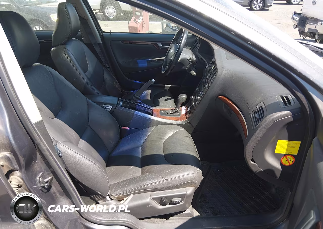 2005 Volvo V70 2.5T A-2.5T A Sr VIN:YV1SW592952470929 - 5