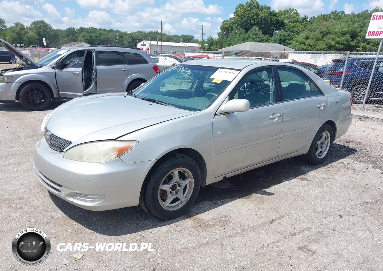 2002 Toyota Camry Le VIN:4T1BE32K62U071673 - 2