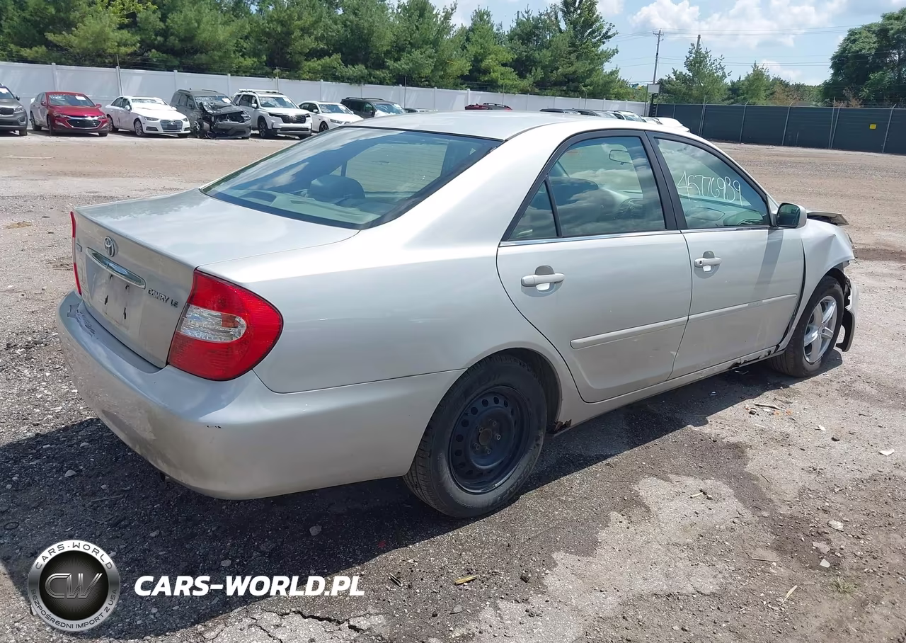 2002 Toyota Camry Le VIN:4T1BE32K62U071673 - 4