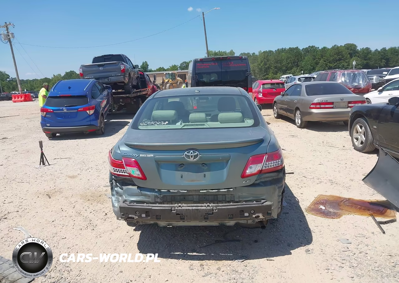 2010 Toyota Camry Le VIN:4T1BF3EK9AU575268 - 17