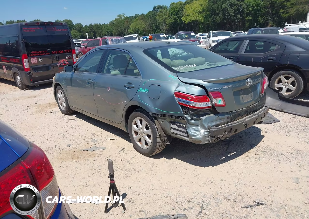 2010 Toyota Camry Le VIN:4T1BF3EK9AU575268 - 3