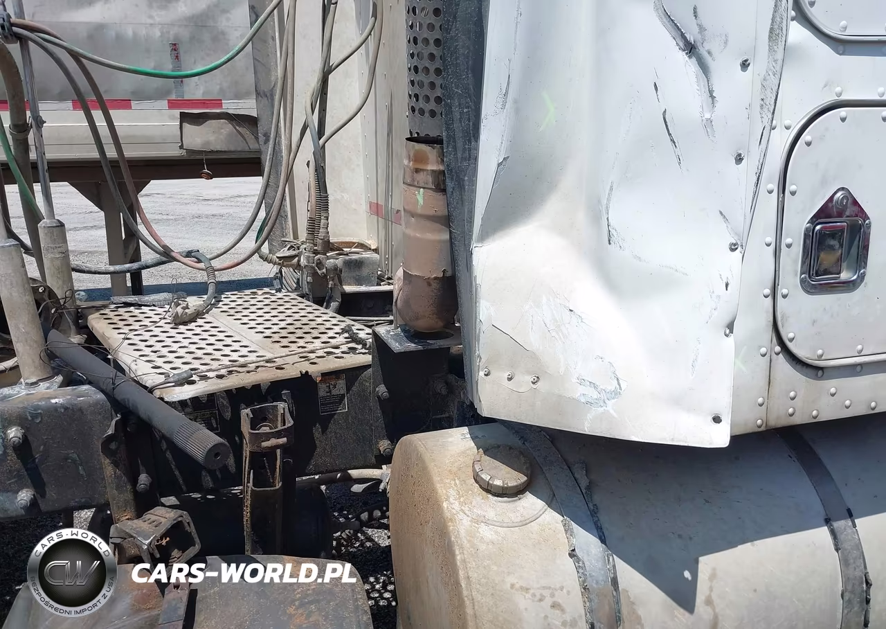 2004 Kenworth Construction T800 VIN:3WKDDB9X24F060937 - 11