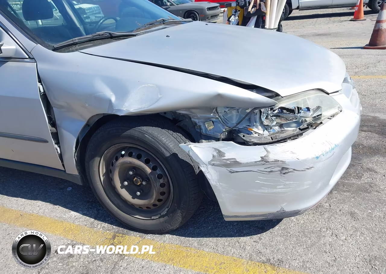 1999 Honda Accord Lx VIN:1HGCG6657XA144701 - 6
