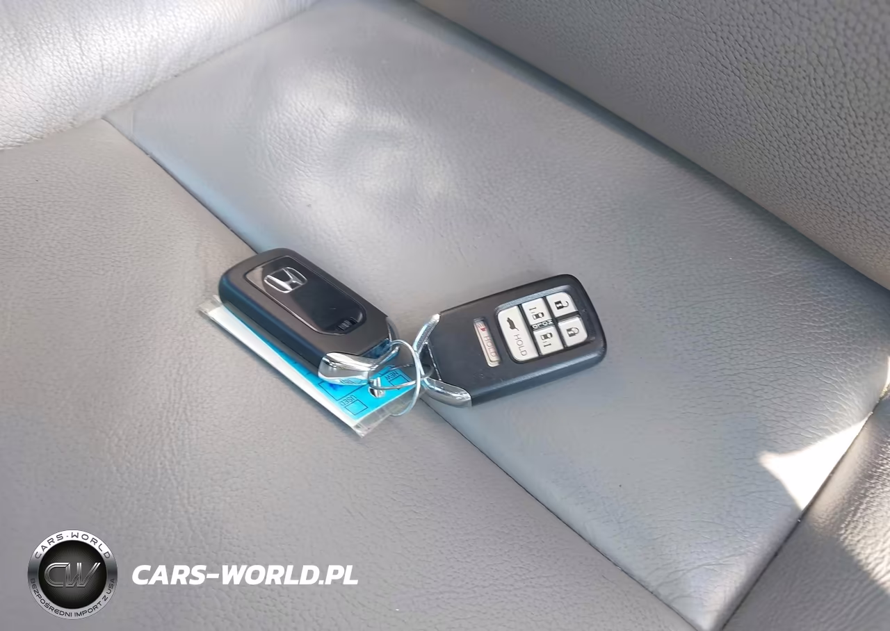 2015 Honda Odyssey Ex-L VIN:5FNRL5H60FB016424 - 11