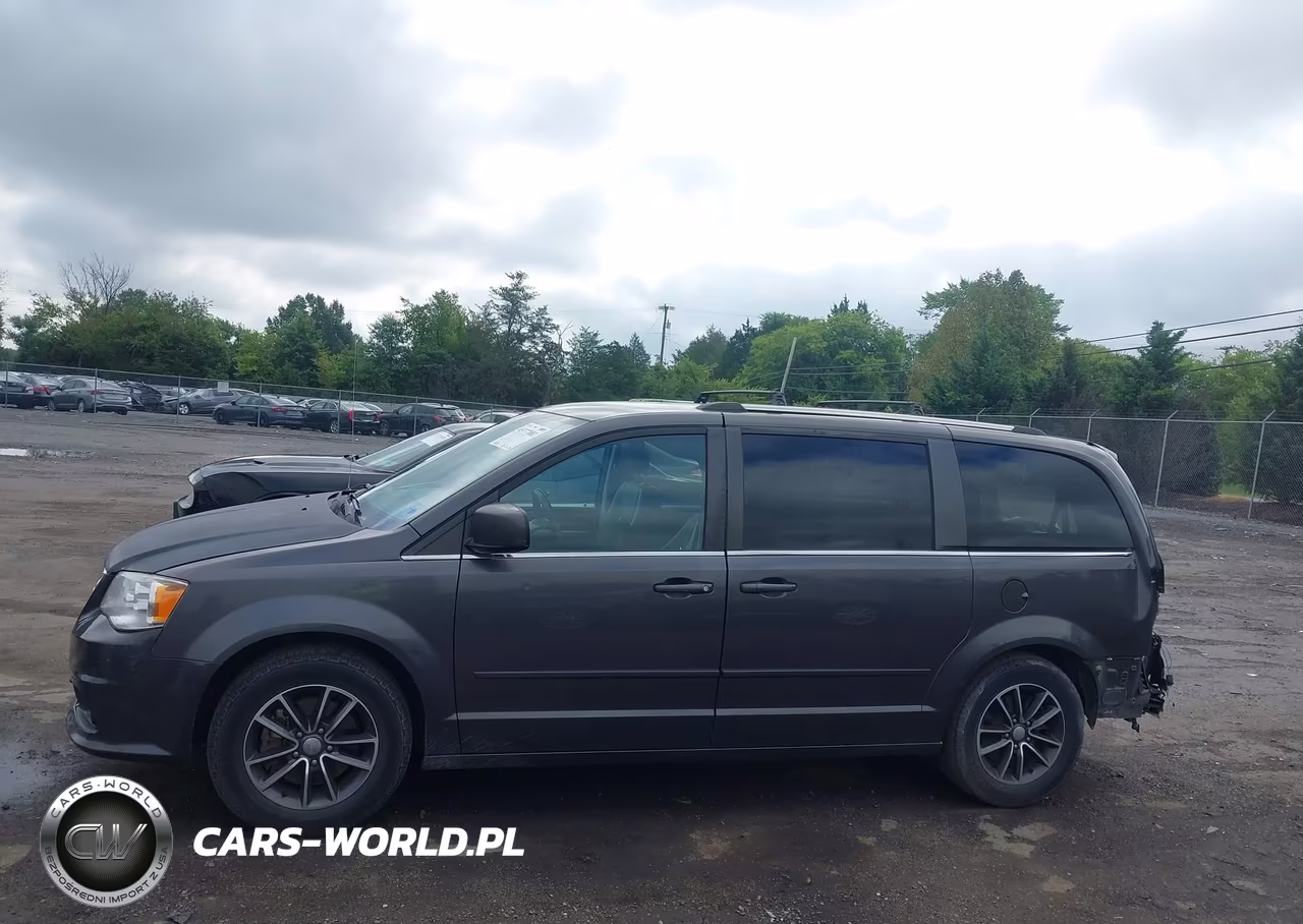2017 Dodge Grand Caravan Sxt VIN:2C4RDGCG8HR772616 - 14