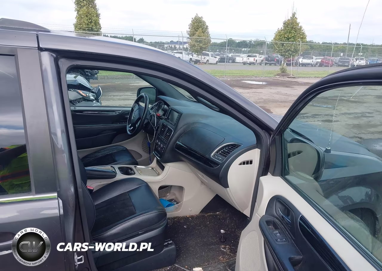 2017 Dodge Grand Caravan Sxt VIN:2C4RDGCG8HR772616 - 5