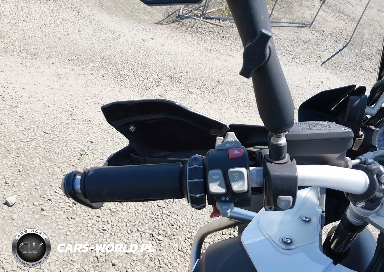 2017 BMW R1200 Gs Adventure VIN:WB10A1209HZ897999 - 17